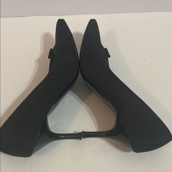 SALVATORE FERRAGAMO Women’s 7.5 3A Black Satin Bow Pointed Heels - Picture 6 of 10